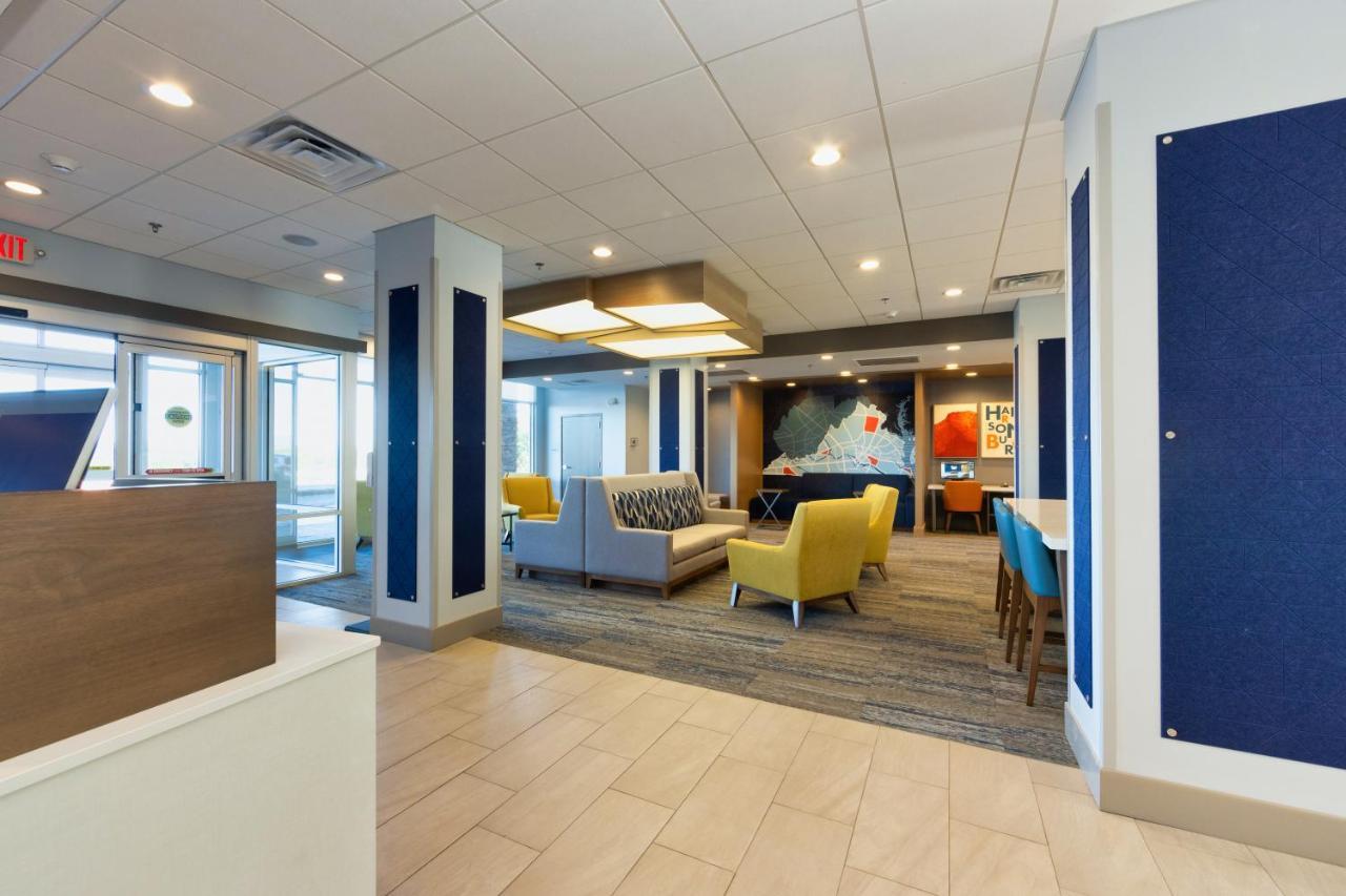 Holiday Inn Express & Suites - Harrisonburg University Area By Ihg Экстерьер фото